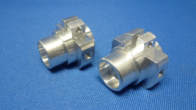 Rainbow TC-005 - Alloy Spindle (Tamiya TA01)