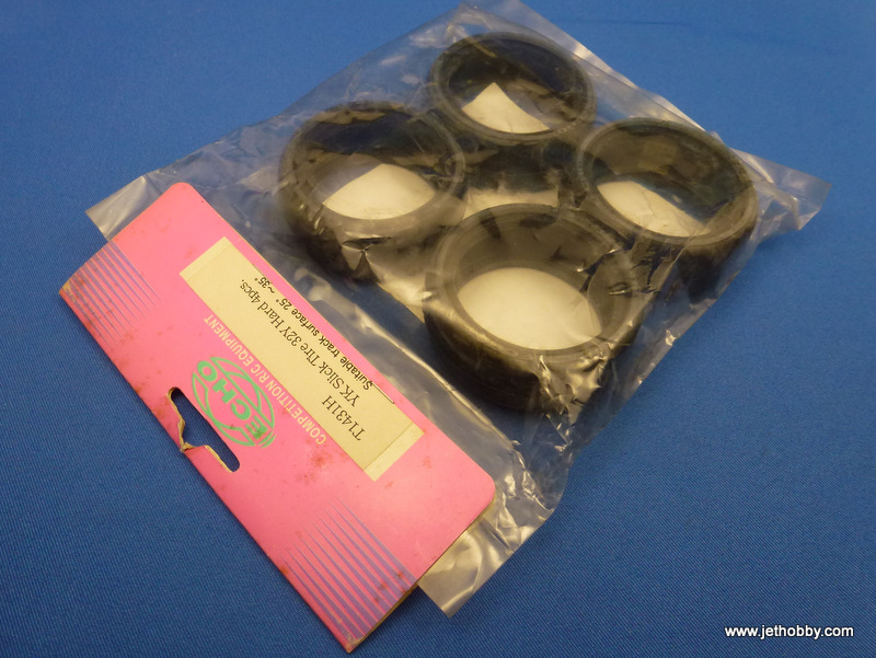 Echo T1431H - YK Slick Tire Hard 4pcs, Standard Track Surface 25°~35°