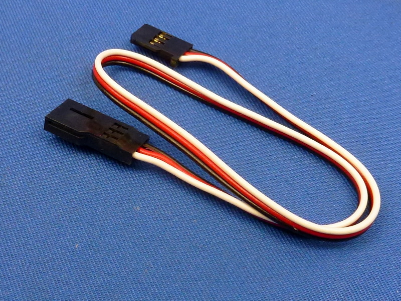 Futaba 9M06A13902 - Heavy Duty Extension Cord 300mm