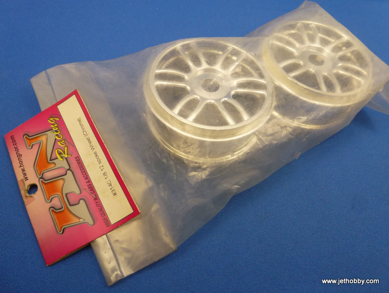 Hong Nor 314C - 1/8 12 Spoke Wheel (Chrome)