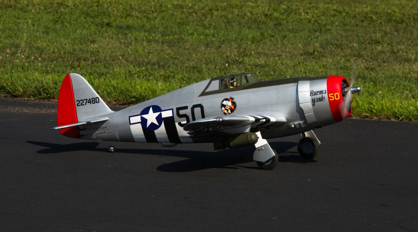 Hangar - 9 HAN2990 - P-47D Thunderbolt 20cc ARF 67