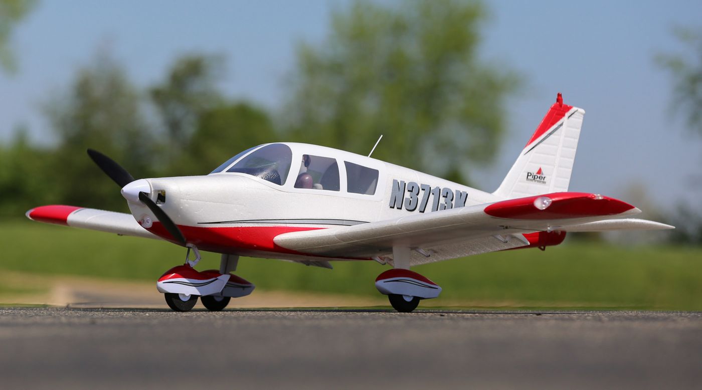 E-flite EFL5450 - Cherokee 1.3m BNF Basic with AS3X and SAFE Select