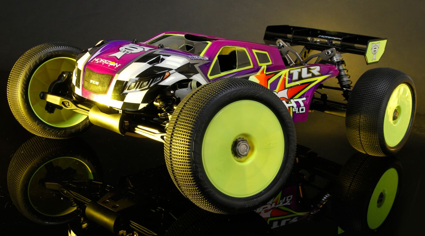 TLR TLR04005 - 1/8 8IGHT-T 4.0 4WD Nitro Truggy Race Kit 