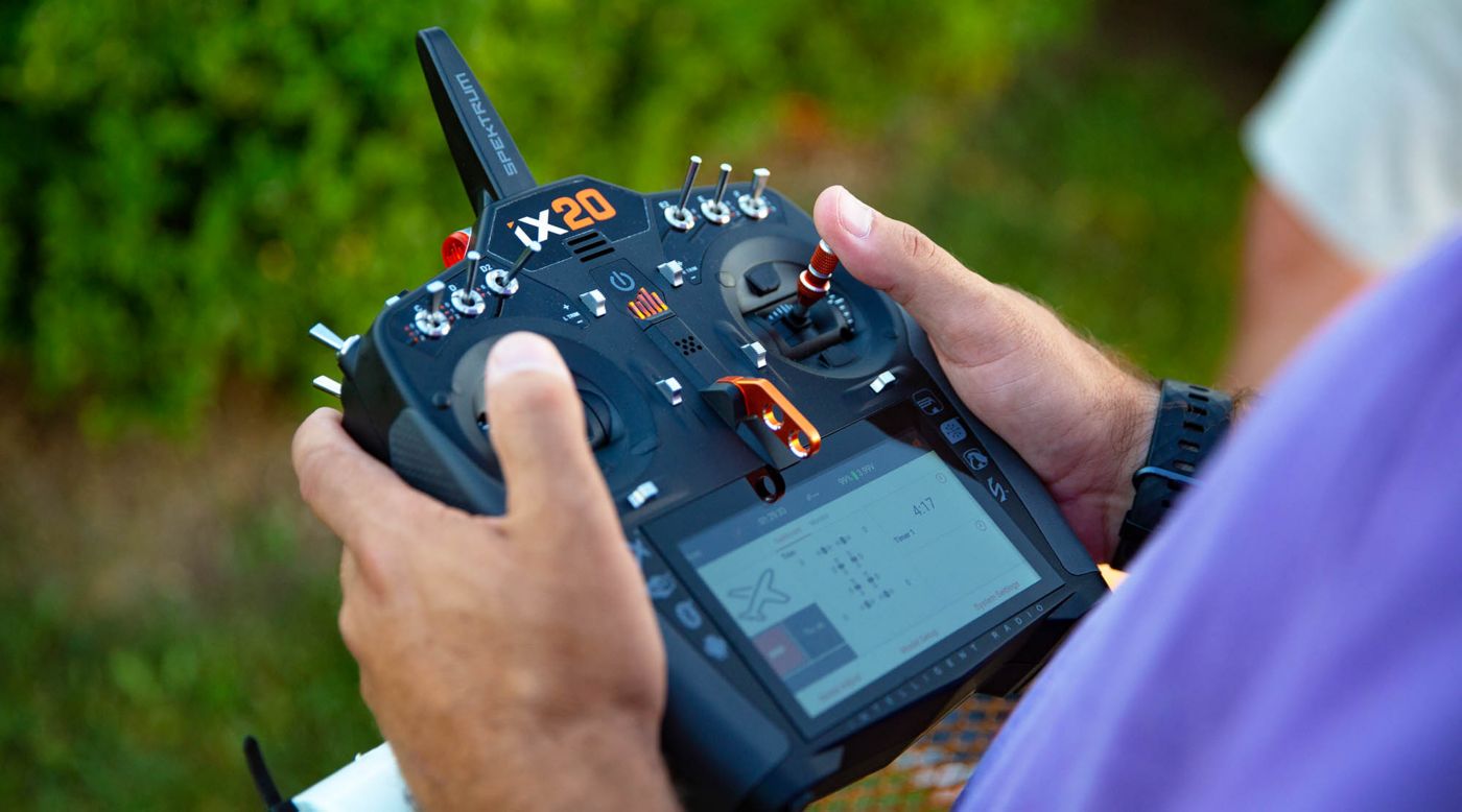 Spektrum SPMR20100 - iX20 20-Channel DSMX Transmitter Only, Black