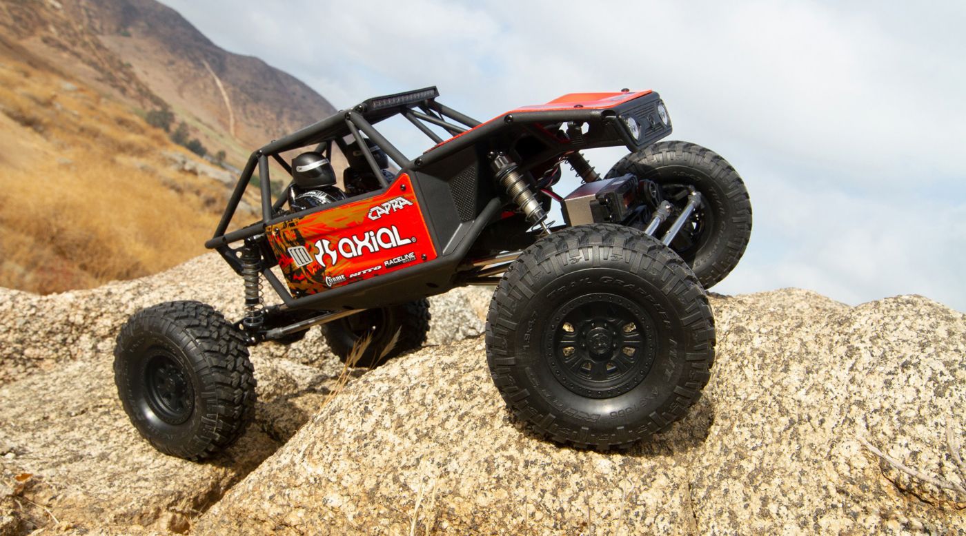 Axial AXI03000T1 - 1/10 Capra 1.9 Unlimited 4WD RTR Trail Buggy, Red 